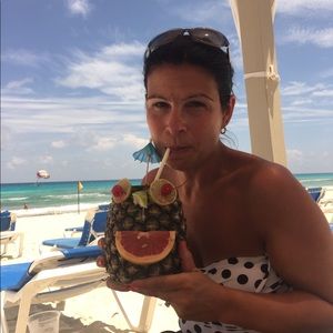 Meet your Posher, Denise